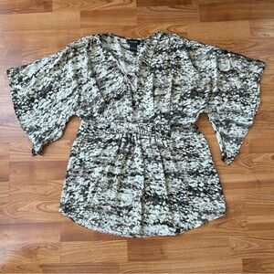 4/$15 Spense empire waist blouse